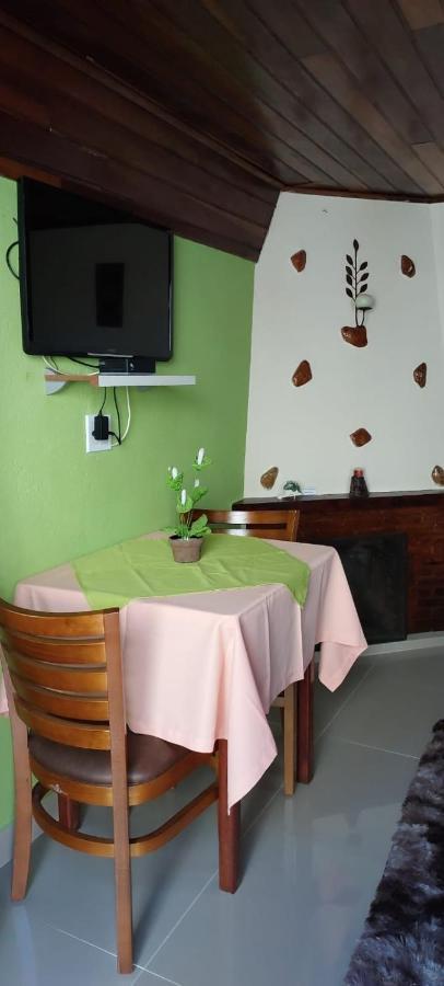 Casa Moreira'S Chales Монте Верде Екстериор снимка